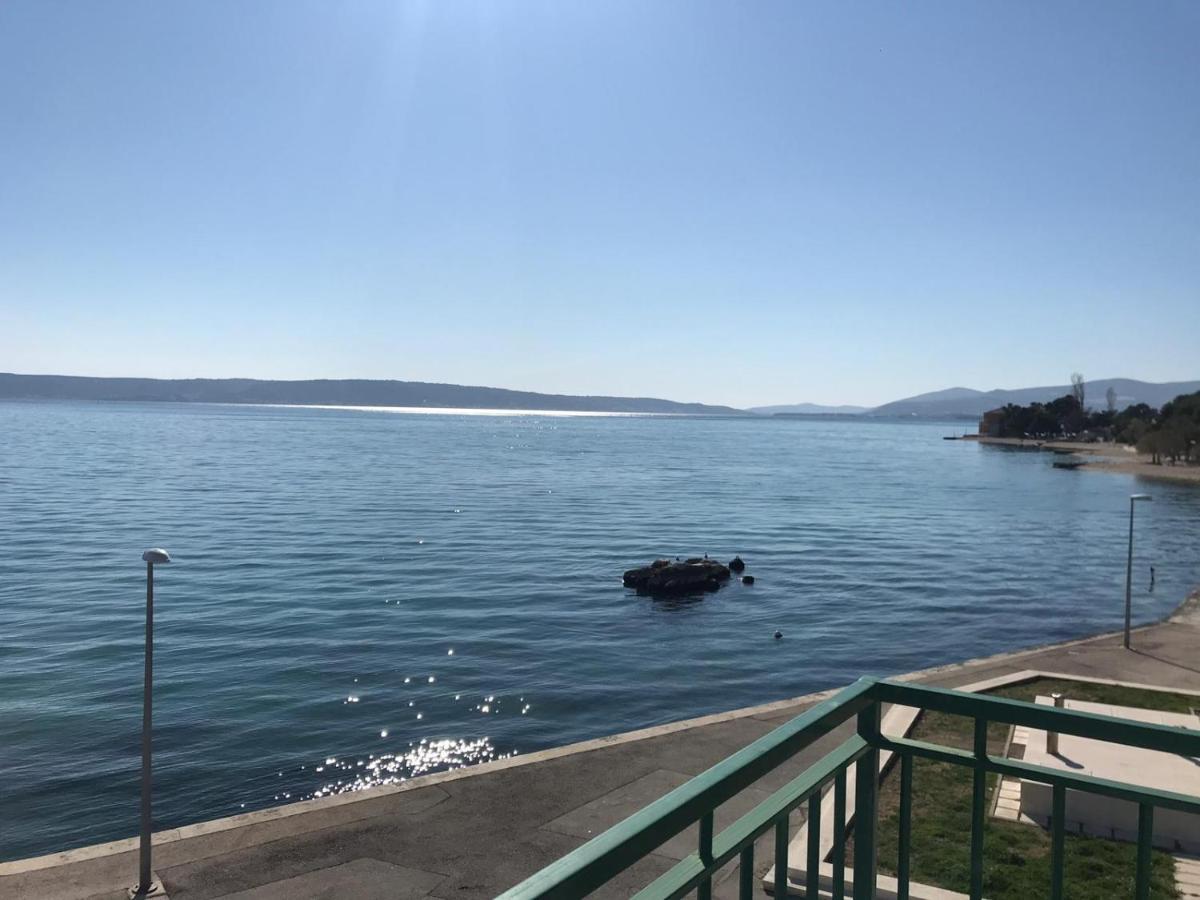 Apartments By The Sea Kastel Kambelovac, Kastela - 17188 Esterno foto